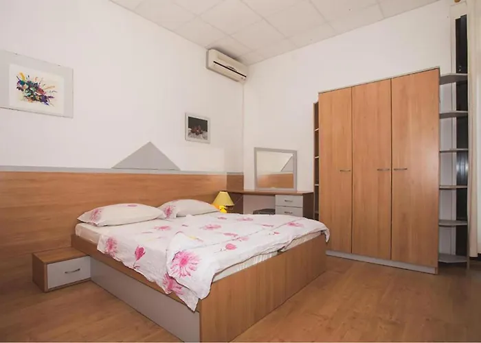 Awesome In With Sauna Apartamento Kampor