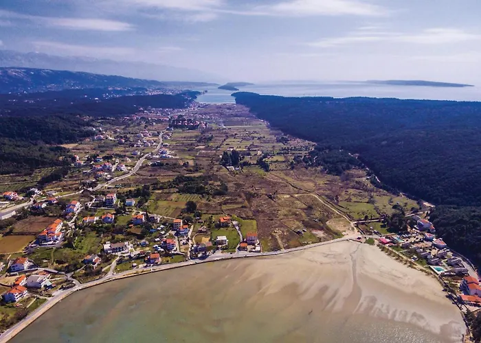 아파트 Awesome In With Sauna Kampor