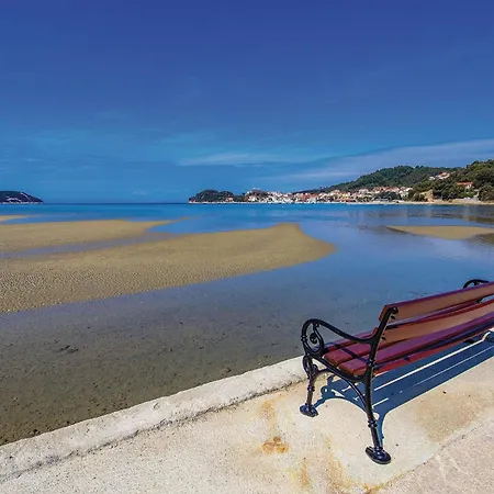 Awesome In With Sauna Kampor